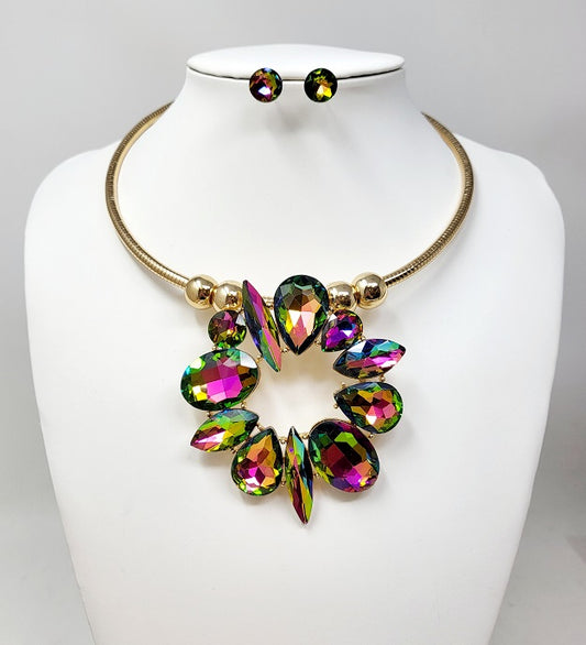 Necklace: JN10333GGT