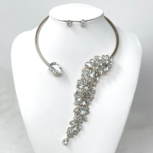 Necklace: JN10661GFU