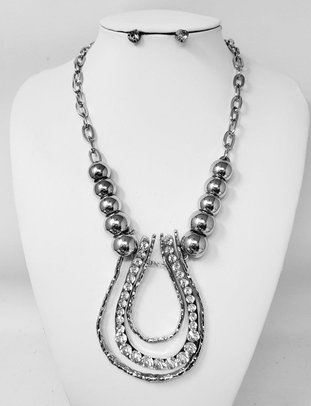 Necklace: JN11060RCL