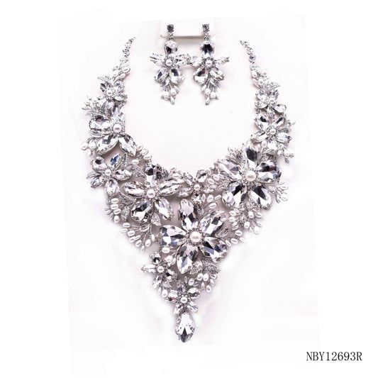 Necklace: NBY12693R