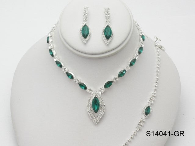 Necklace: S14041GR