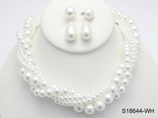 Necklace: S18644WH