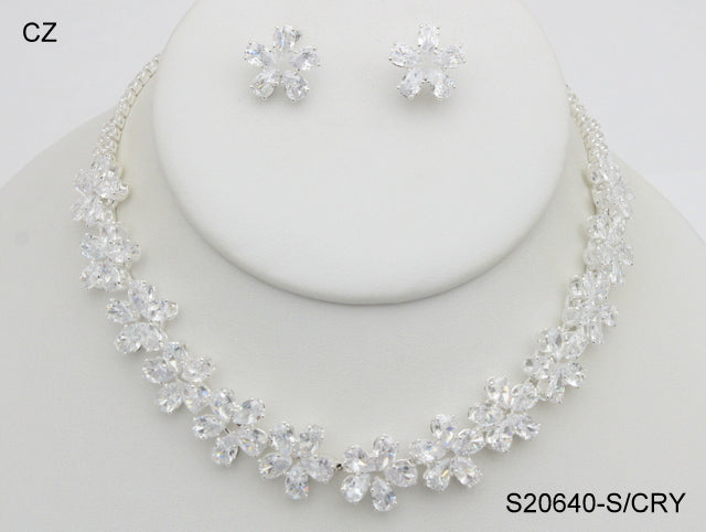 Necklace: S20640S