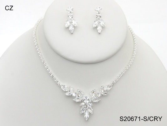 Necklace: S20671S