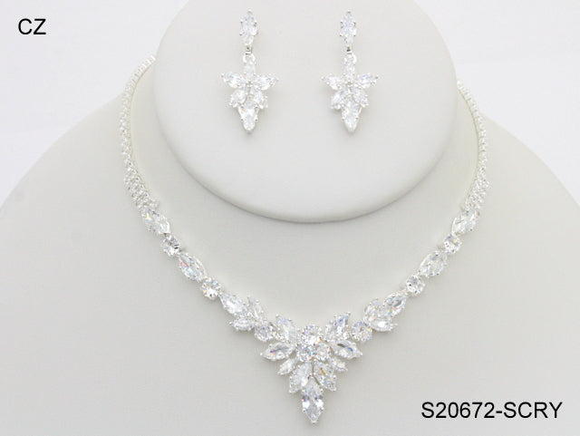 Necklace: S20672S