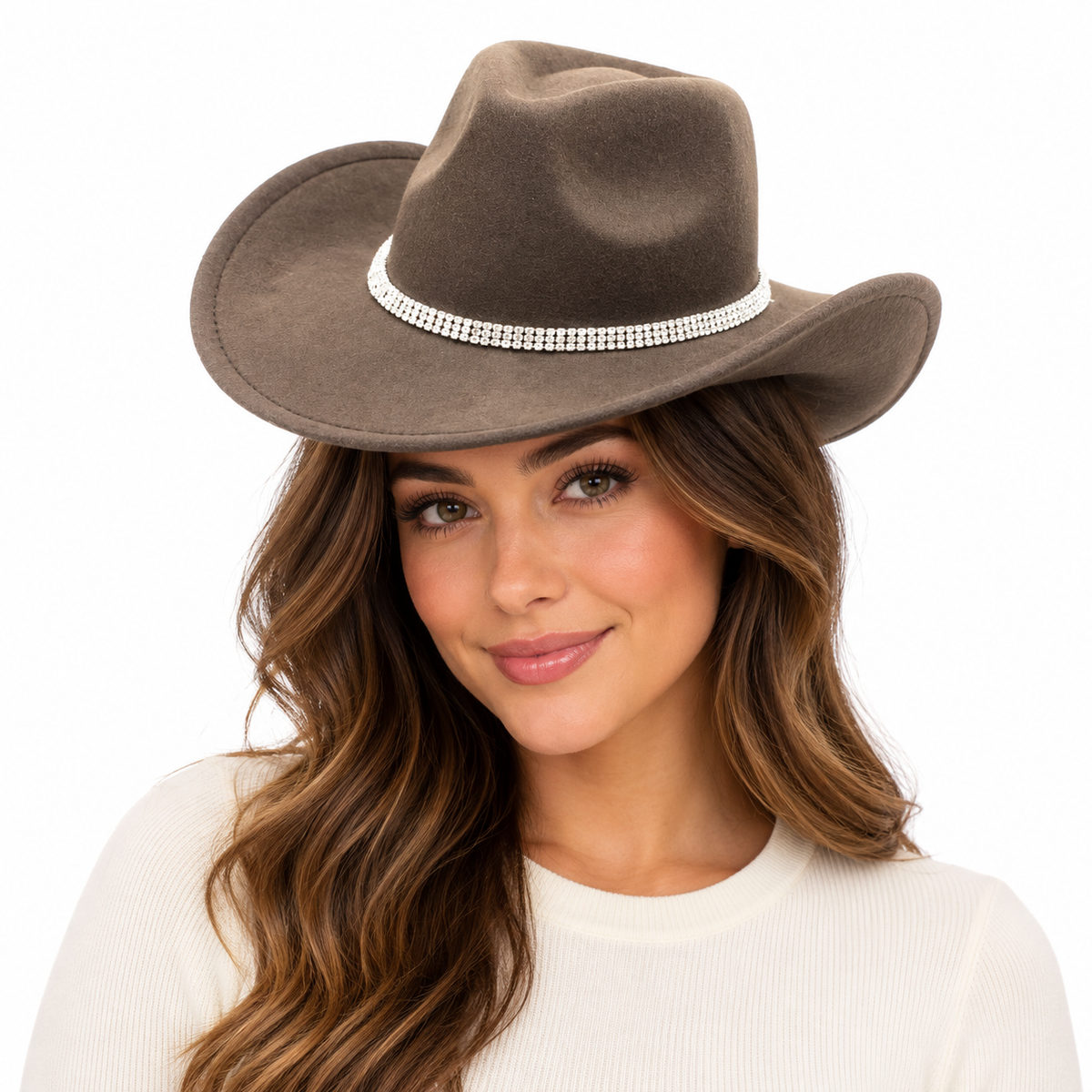 Model wearing Detachable Chain Cowboy Hat