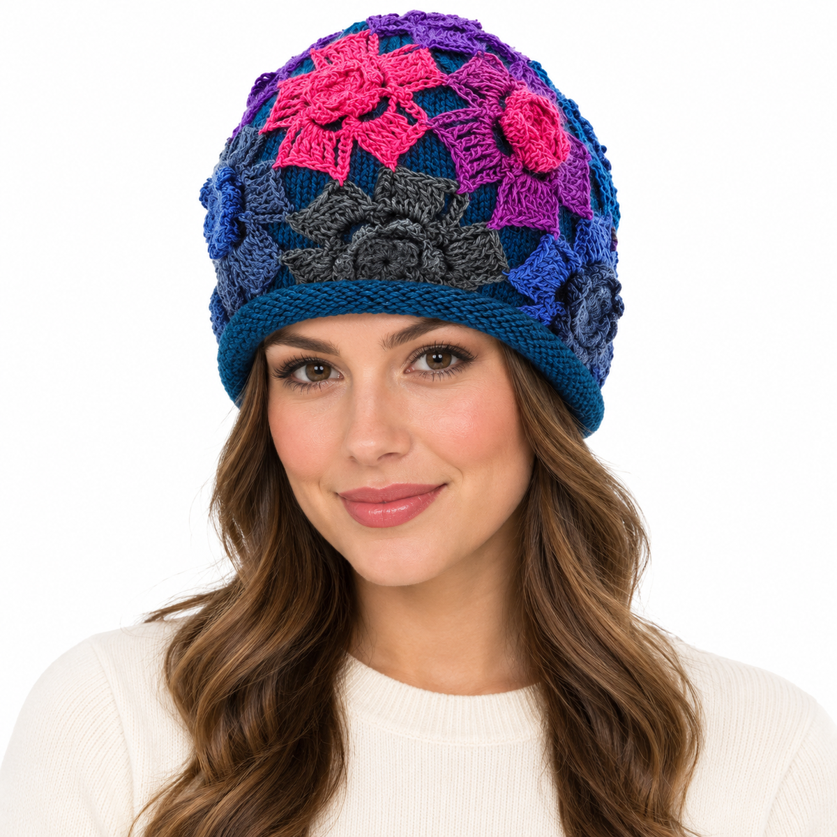 Model wearing Hat: WHA2322 BLU