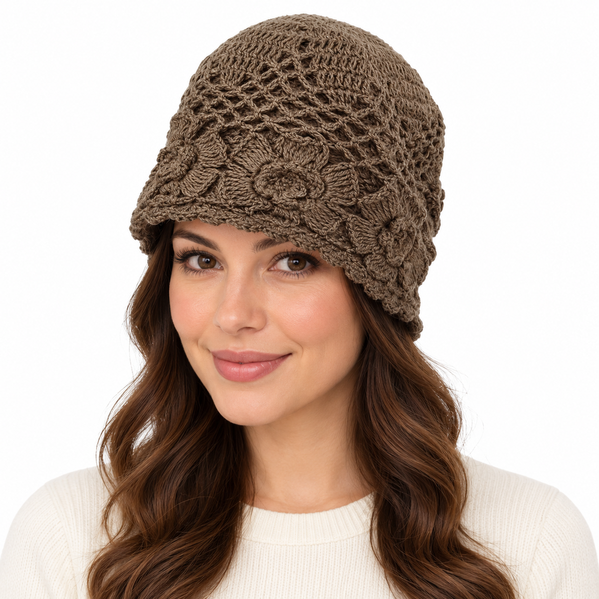 Model wearing Hat: WHA2324 KHI