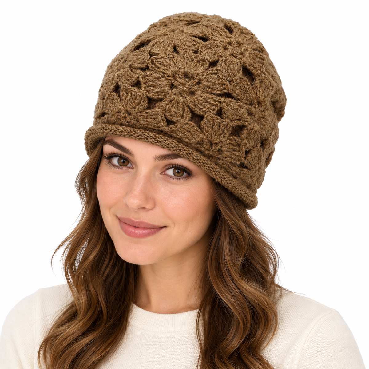 Model wearing Hat: WHA2326 KHI