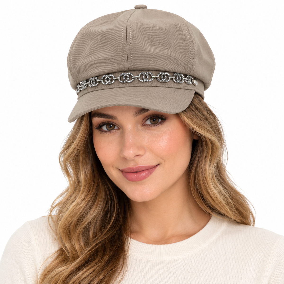 Model wearing Rhinestone Chain Paperboy Cap