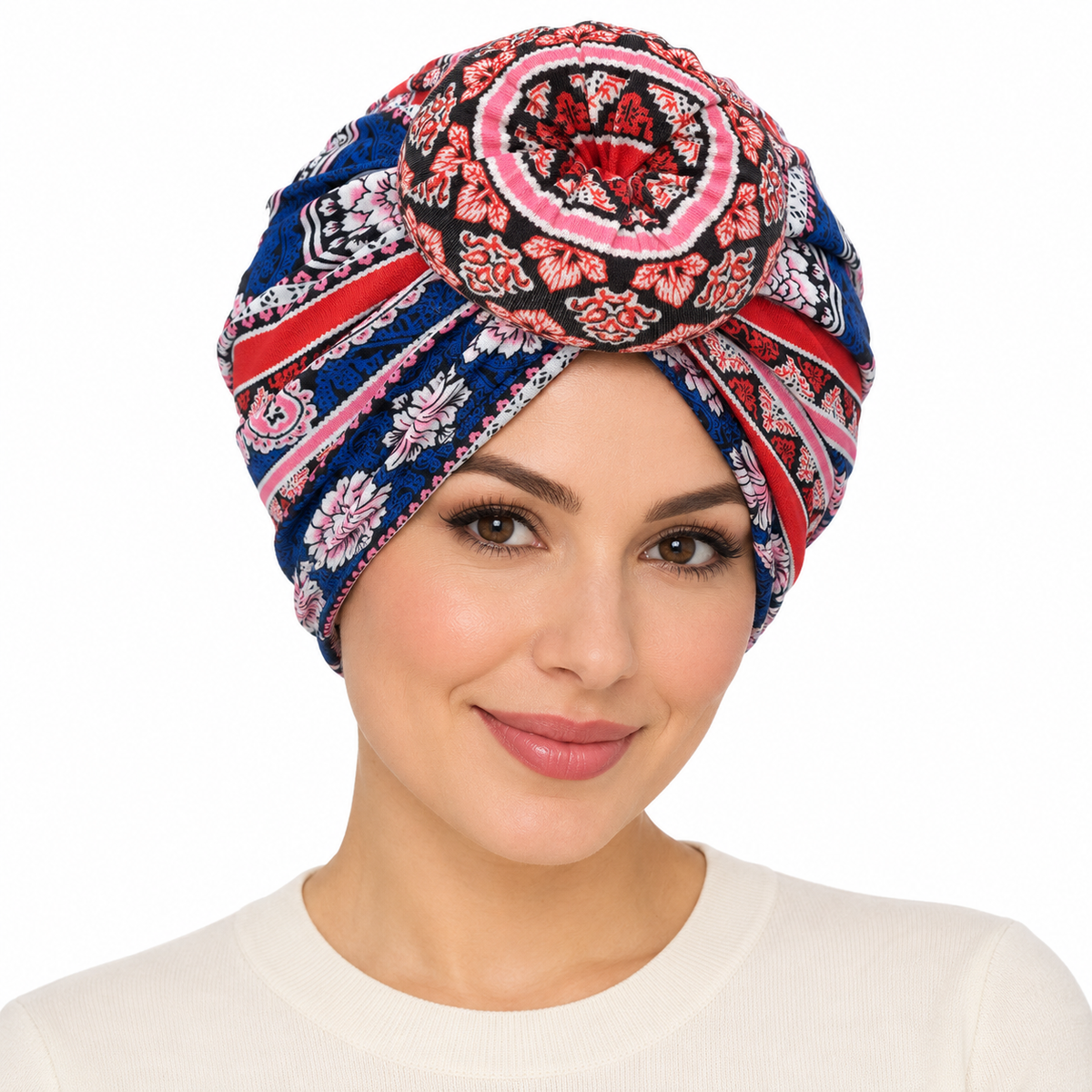 Model wearing Turban: 60062 2