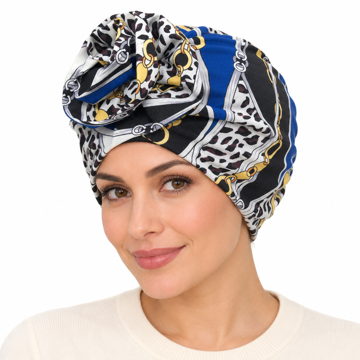 Model wearing Turban: 60063 B1