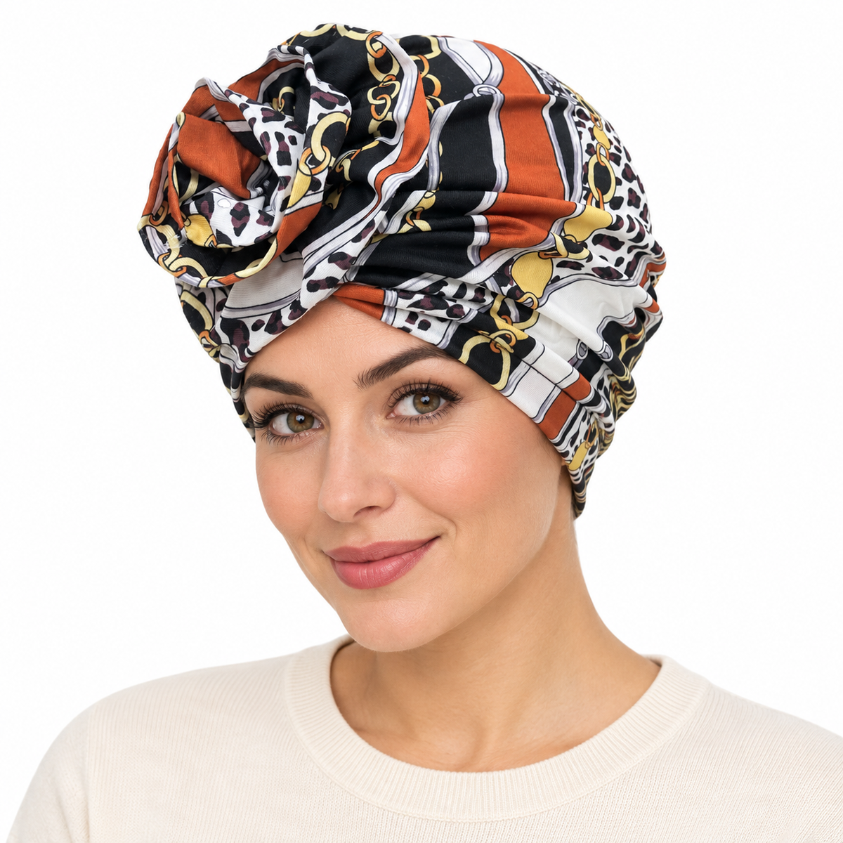 Model wearing Turban: 60063 B2